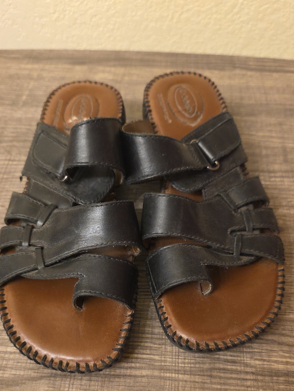 Dr. Scholl's Black Leather Multi-Strap Slide Sandals with Brown Footbed Size 7.5